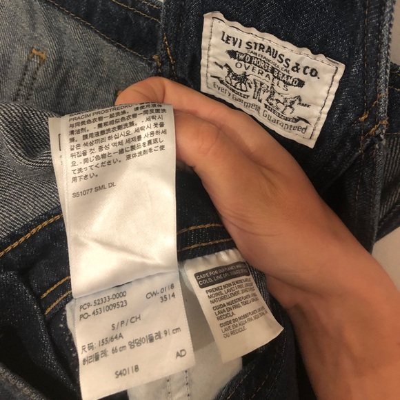 Levi’s denim overalls cutoffs - Picture 4 of 5
